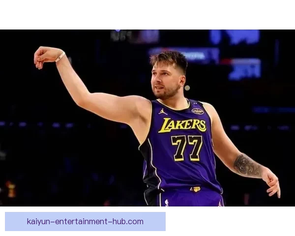 雷迪克称东契奇掌握球队控球核心 多项战术由其主导运转