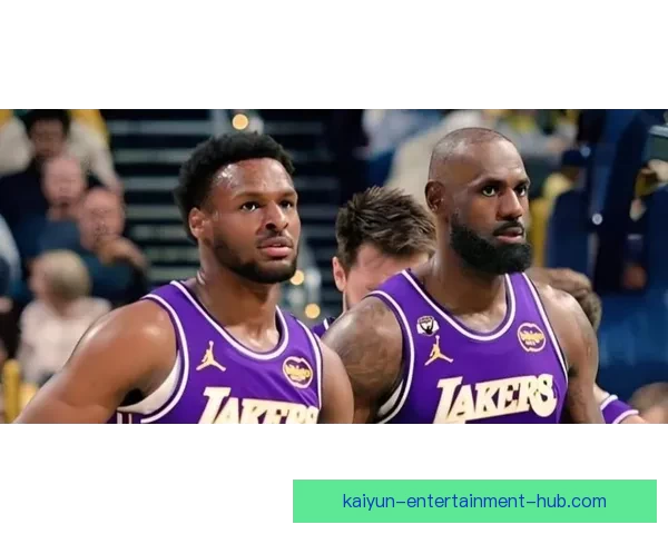 NBA历史首例父子同场助攻 布朗尼接詹姆斯传球命中三分